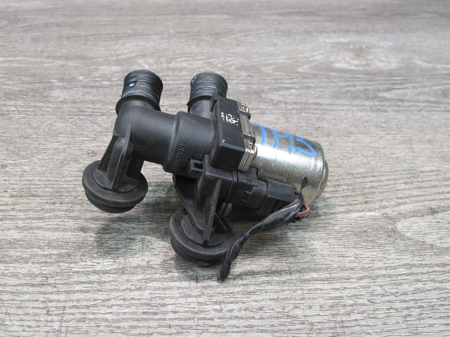 01-06 BMW E46 330CI Heater Control Coolant Water Valve Pump Febi