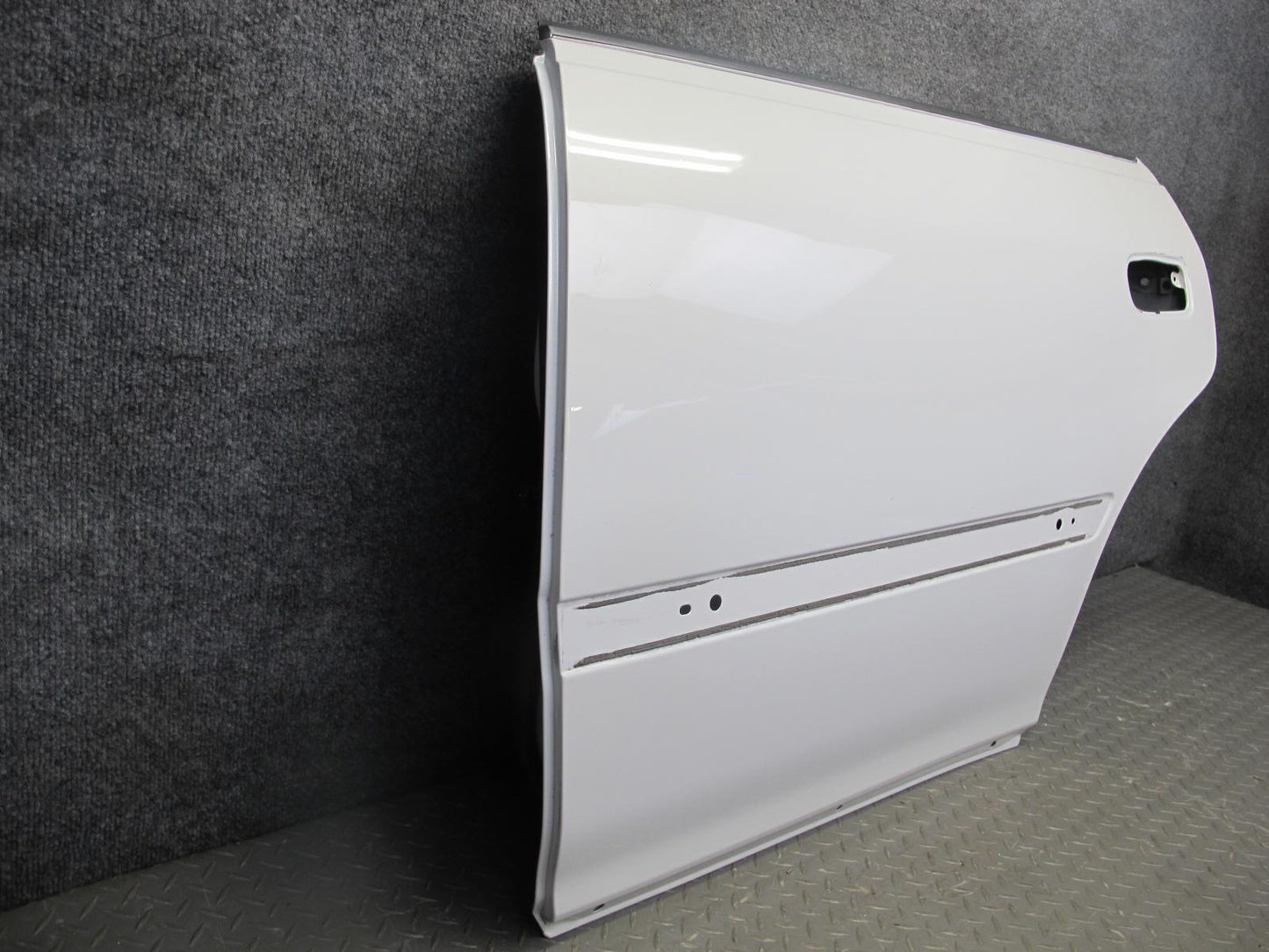 96-00 Toyota MARK2 JZX100 Tourer Rear Left Door Shell Panel White Pearl 37k OEM