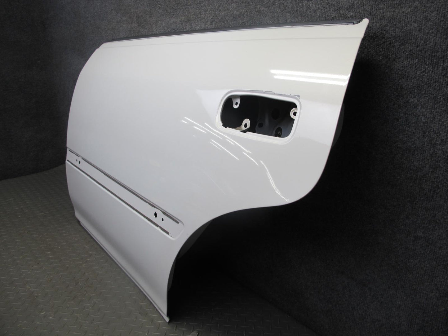 96-00 Toyota MARK2 JZX100 Tourer Rear Left Door Shell Panel White Pearl 37k OEM