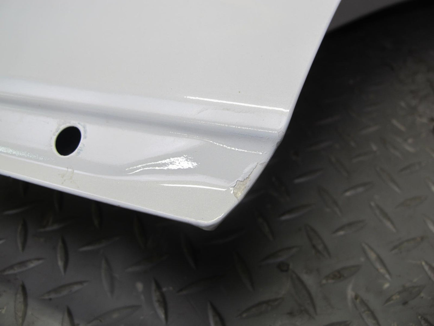 96-00 Toyota MARK2 JZX100 Tourer Rear Left Door Shell Panel White Pearl 37k OEM