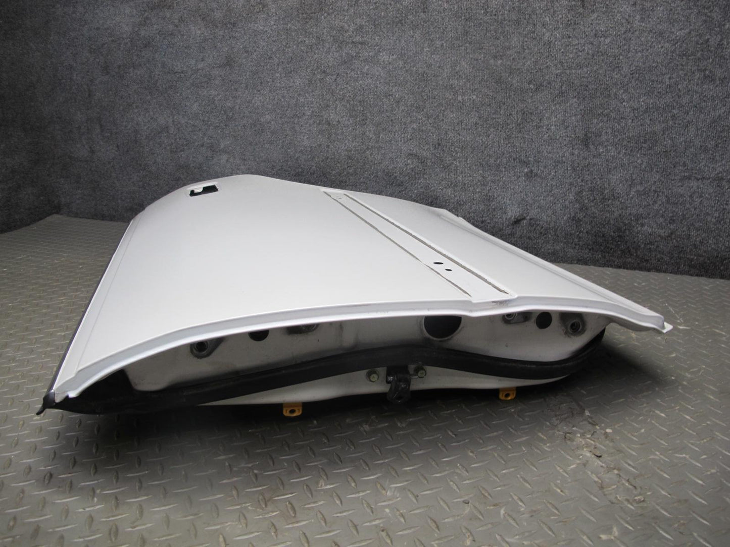 96-00 Toyota MARK2 JZX100 Tourer Rear Left Door Shell Panel White Pearl 37k OEM