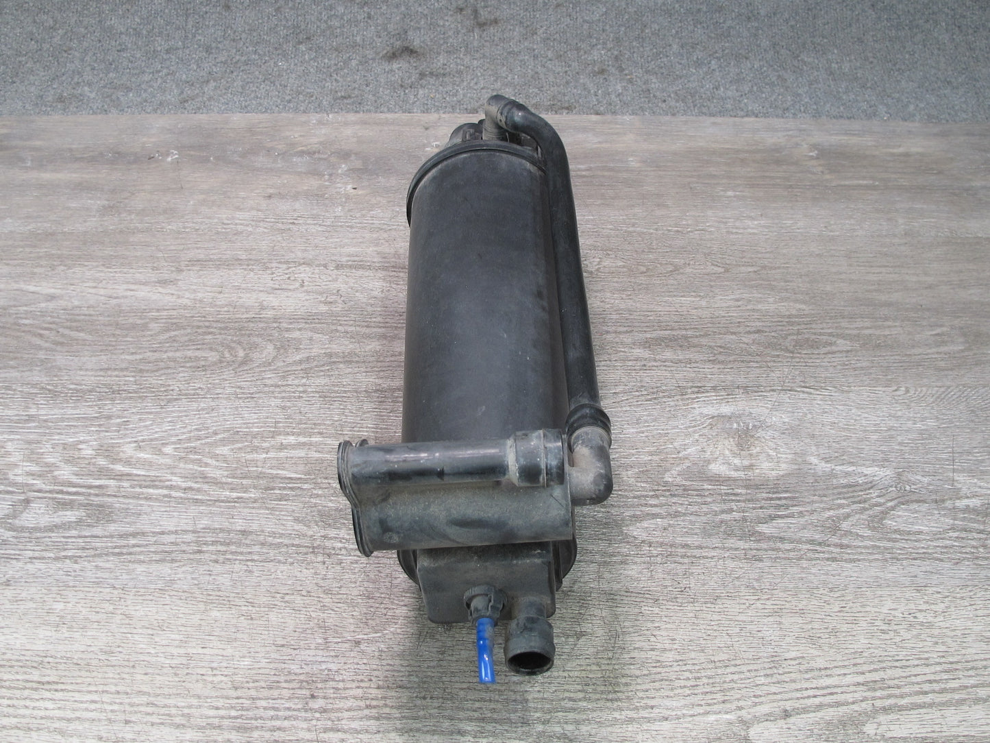 01-06 BMW E46 330ci M54 Fuel Evap Vapor Charcoal Canister w Leak Pump Assy OEM