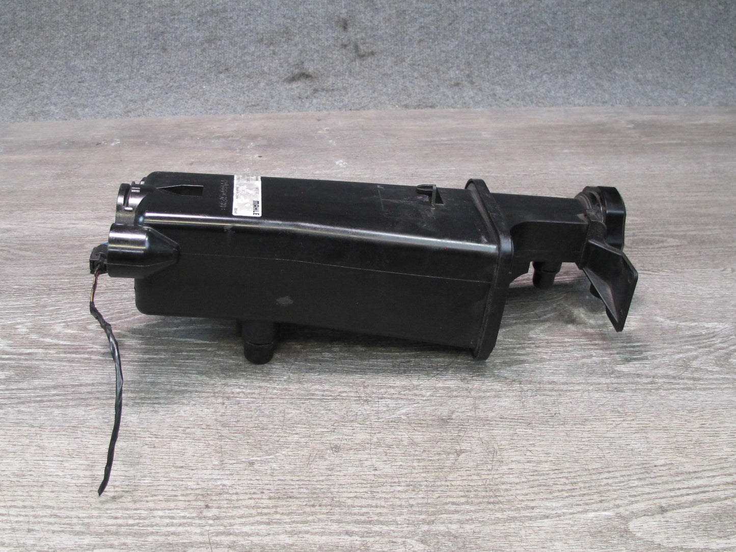 01-06 BMW E46 330ci Engine Coolant Expansion Reservoir Behr