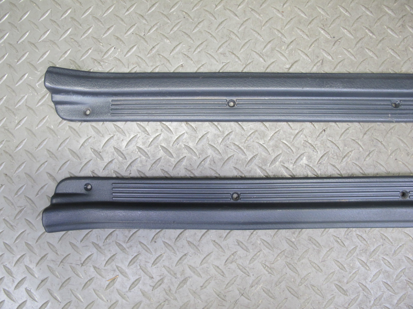 90-96 Nissan Z32 300ZX 2+0 Set of 2 Door Scuff Plate Sill Trim Cover OEM