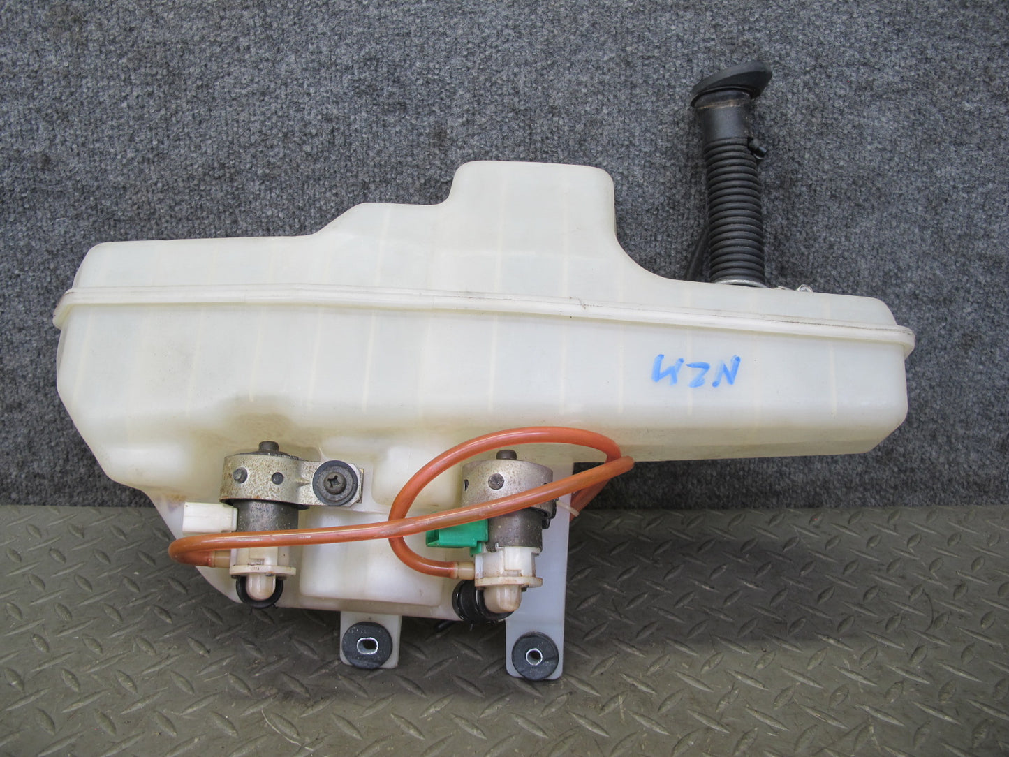 90-94 Nissan Z32 300ZX 2+0 Windshield Washer Reservoir Tank w Pumps OEM