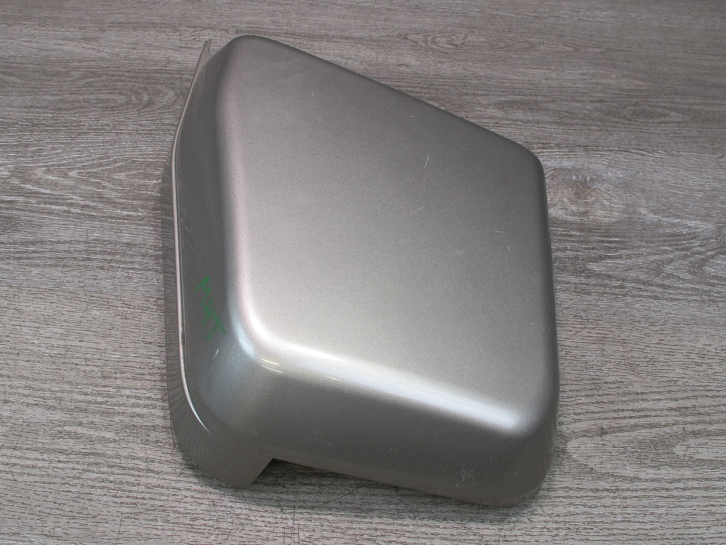 2003-2009 Hummer H2 Front Right Pass Side Cowl Vent Panel END Cap Cover