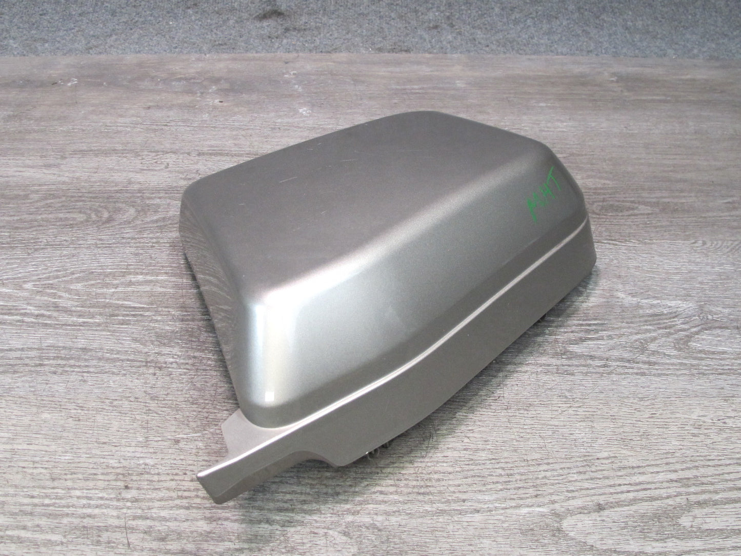 2003-2009 Hummer H2 Front Right Pass Side Cowl Vent Panel END Cap Cover