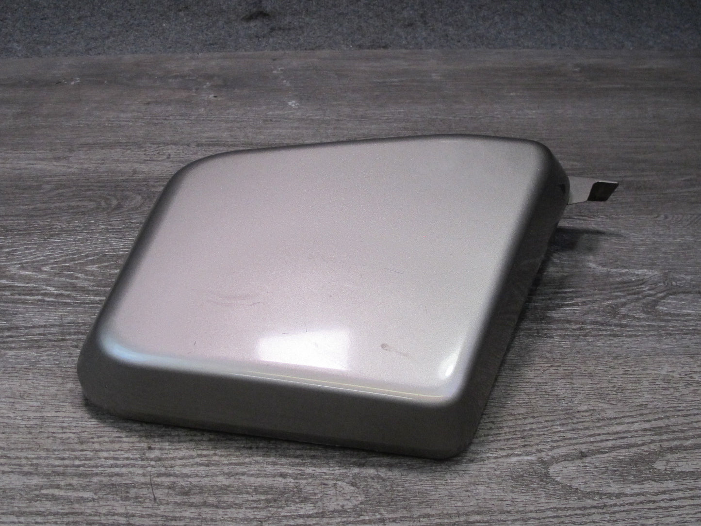 2003-2009 Hummer H2 Front Right Pass Side Cowl Vent Panel END Cap Cover