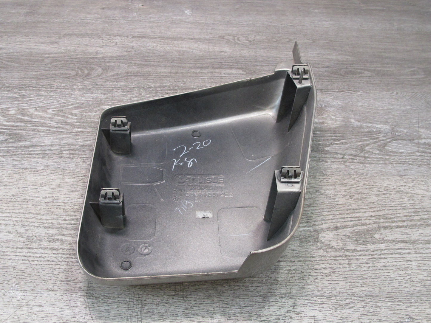 2003-2009 Hummer H2 Front Right Pass Side Cowl Vent Panel END Cap Cover