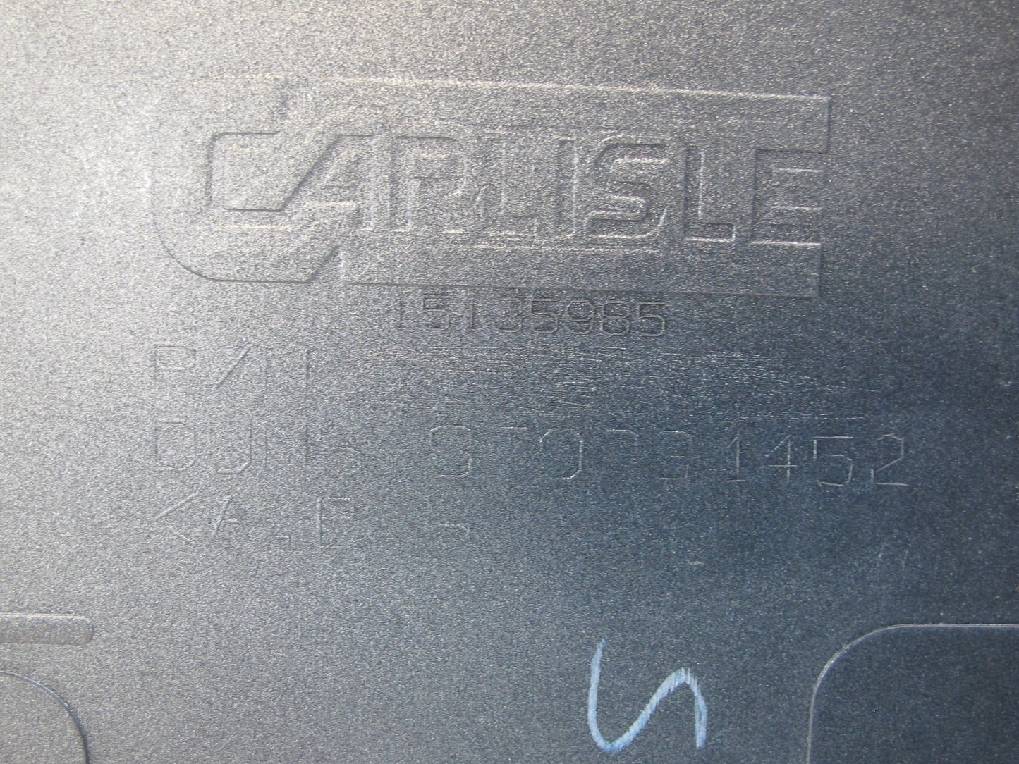 2003-2009 Hummer H2 Front Left Driver Side Cowl Vent Panel END Cap Cover