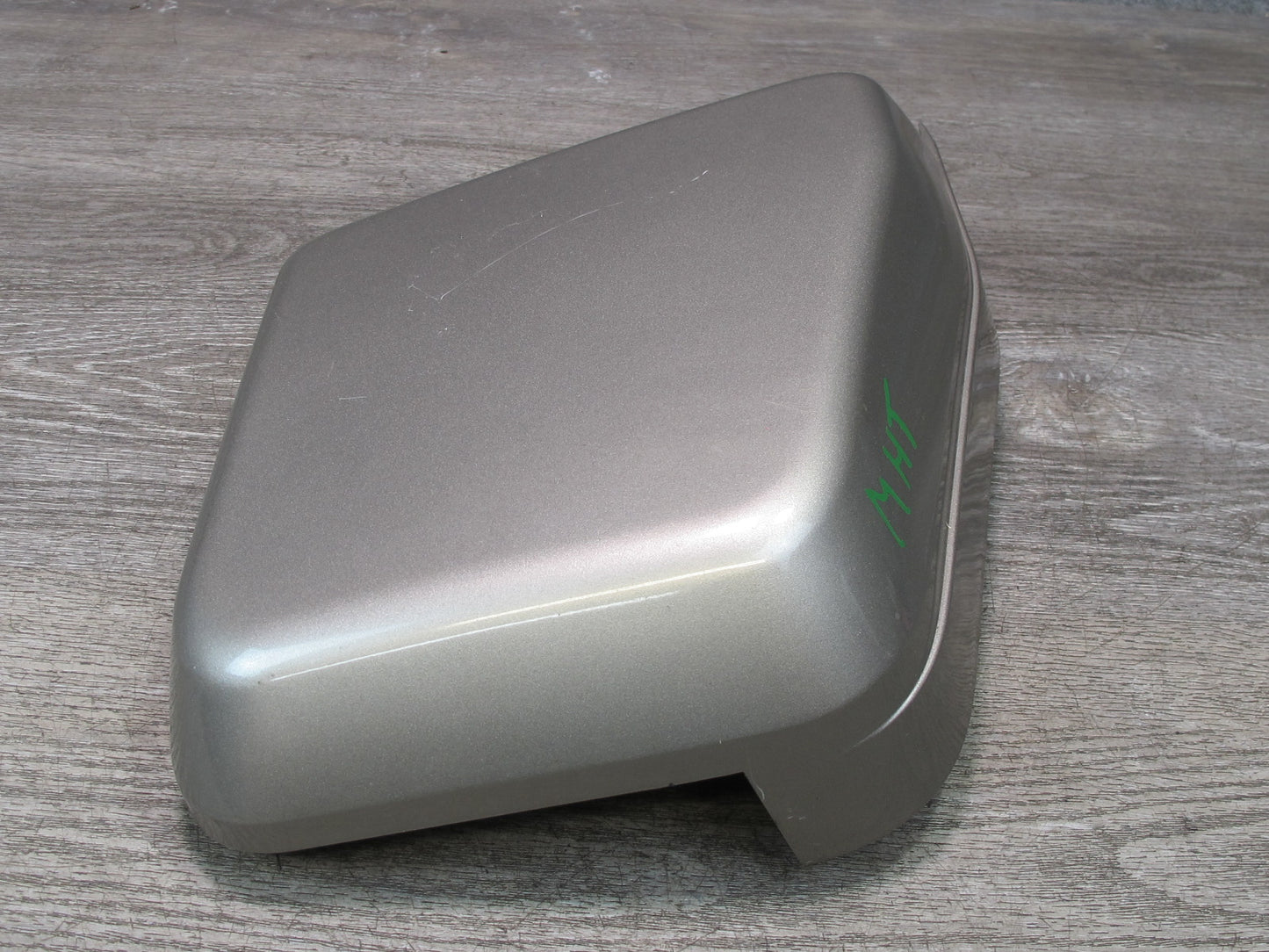 2003-2009 Hummer H2 Front Left Driver Side Cowl Vent Panel END Cap Cover