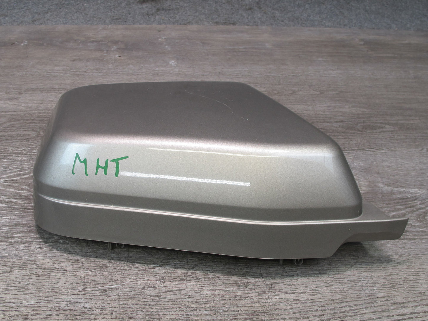 2003-2009 Hummer H2 Front Left Driver Side Cowl Vent Panel END Cap Cover