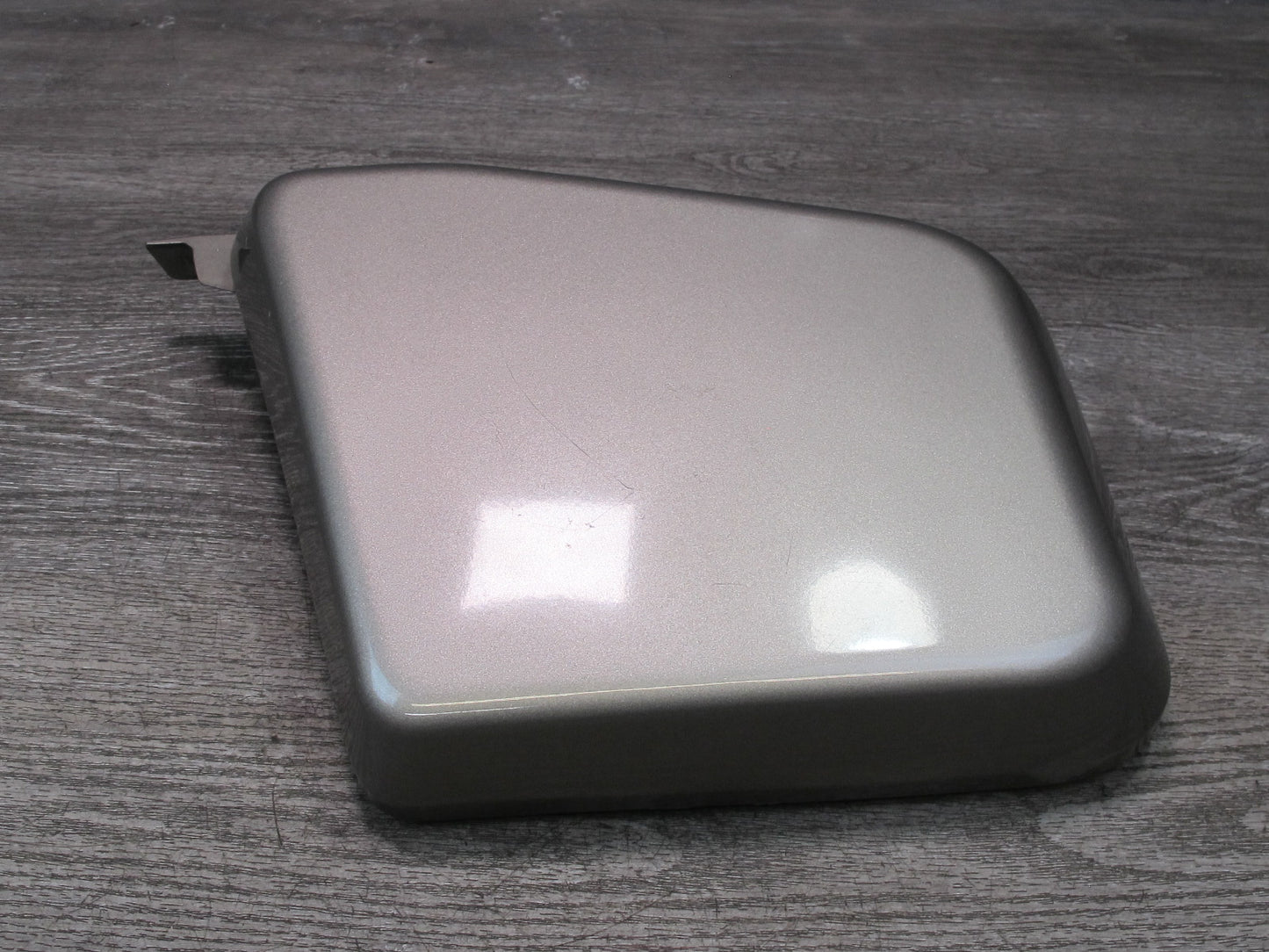 2003-2009 Hummer H2 Front Left Driver Side Cowl Vent Panel END Cap Cover