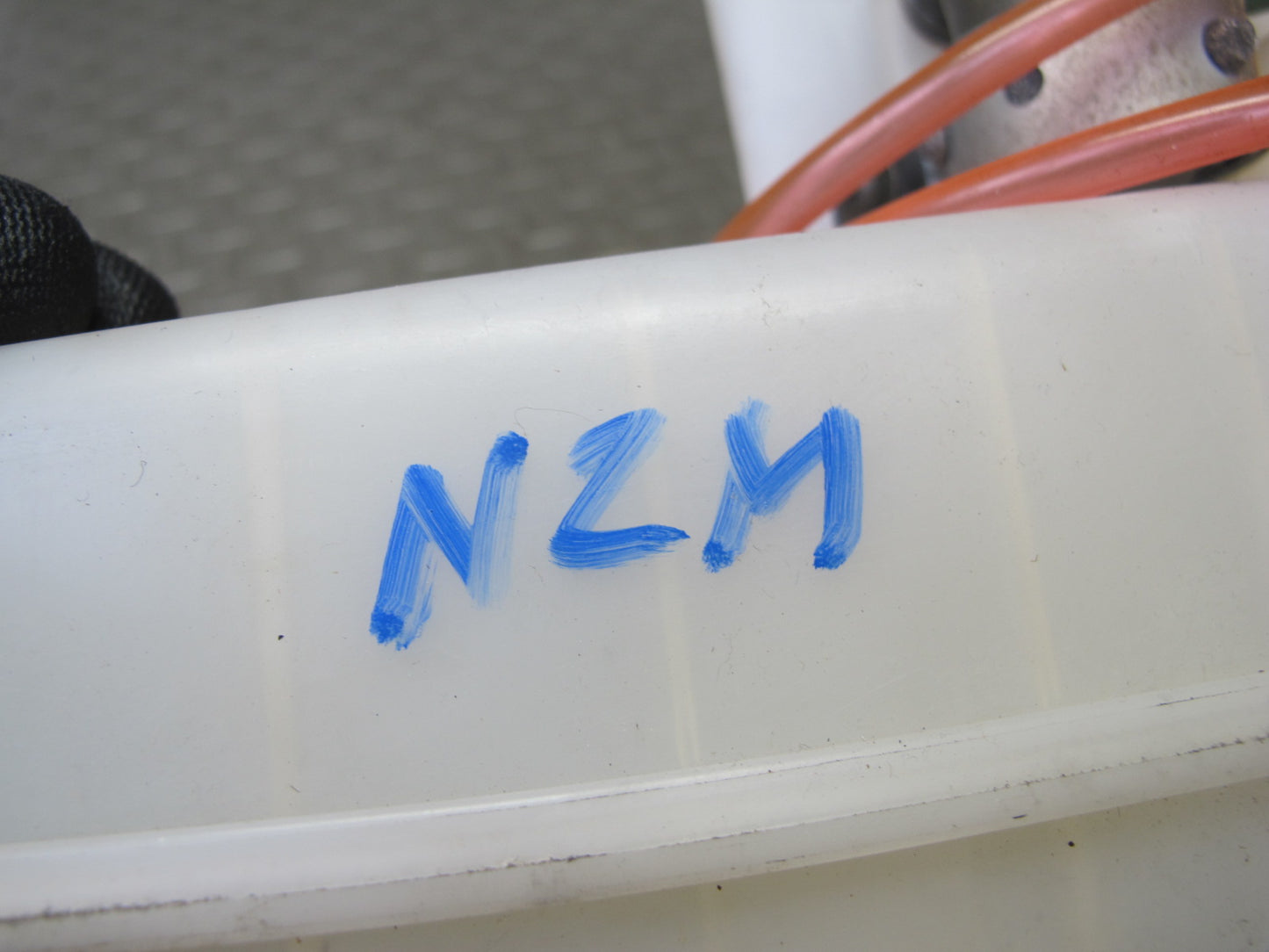 90-94 Nissan Z32 300ZX 2+0 Windshield Washer Reservoir Tank w Pumps OEM