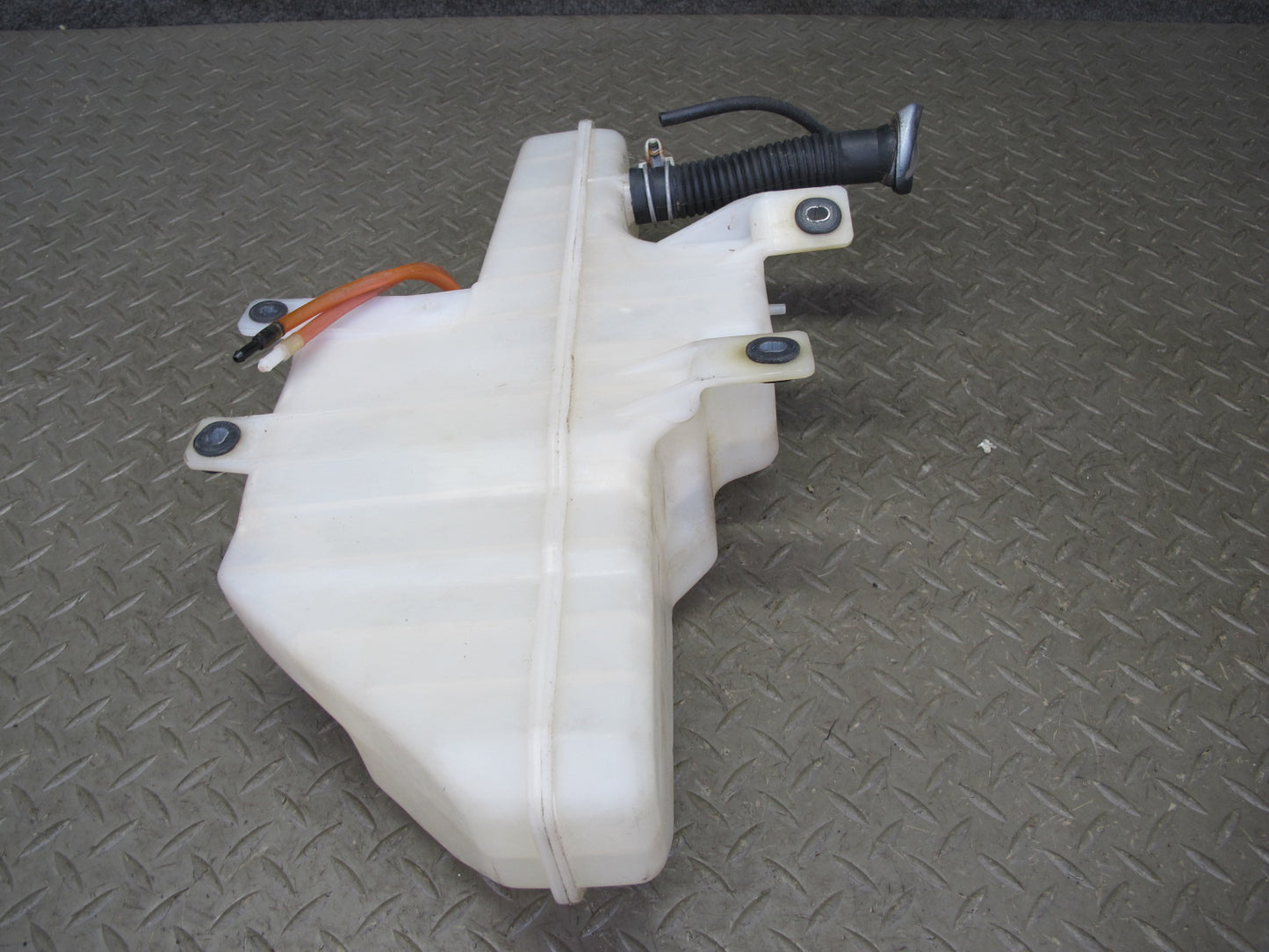 90-94 Nissan Z32 300ZX 2+0 Windshield Washer Reservoir Tank w Pumps OEM