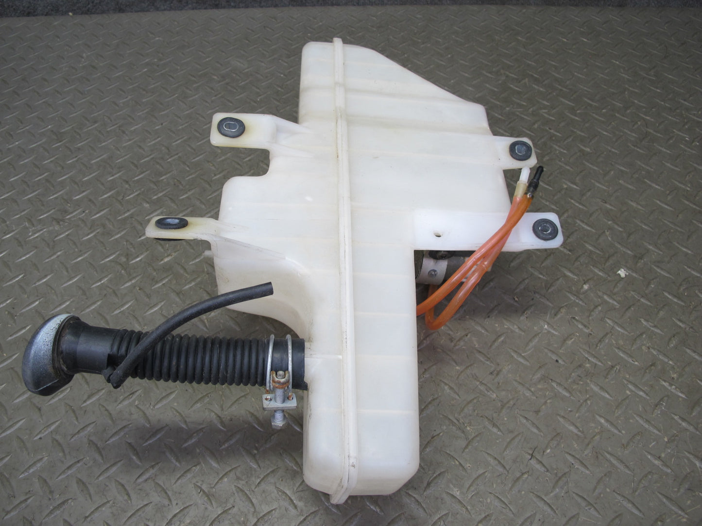 90-94 Nissan Z32 300ZX 2+0 Windshield Washer Reservoir Tank w Pumps OEM