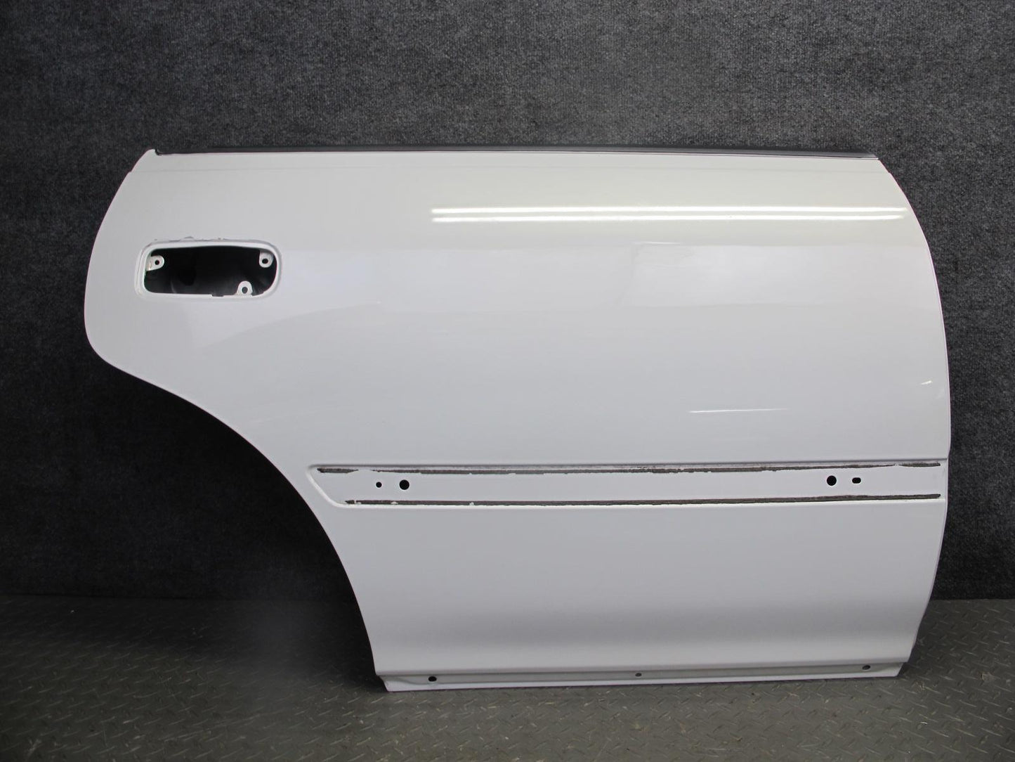 96-00 Toyota MARK2 JZX100 Tourer Rear Right Door Shell Panel White Pearl 37k OEM