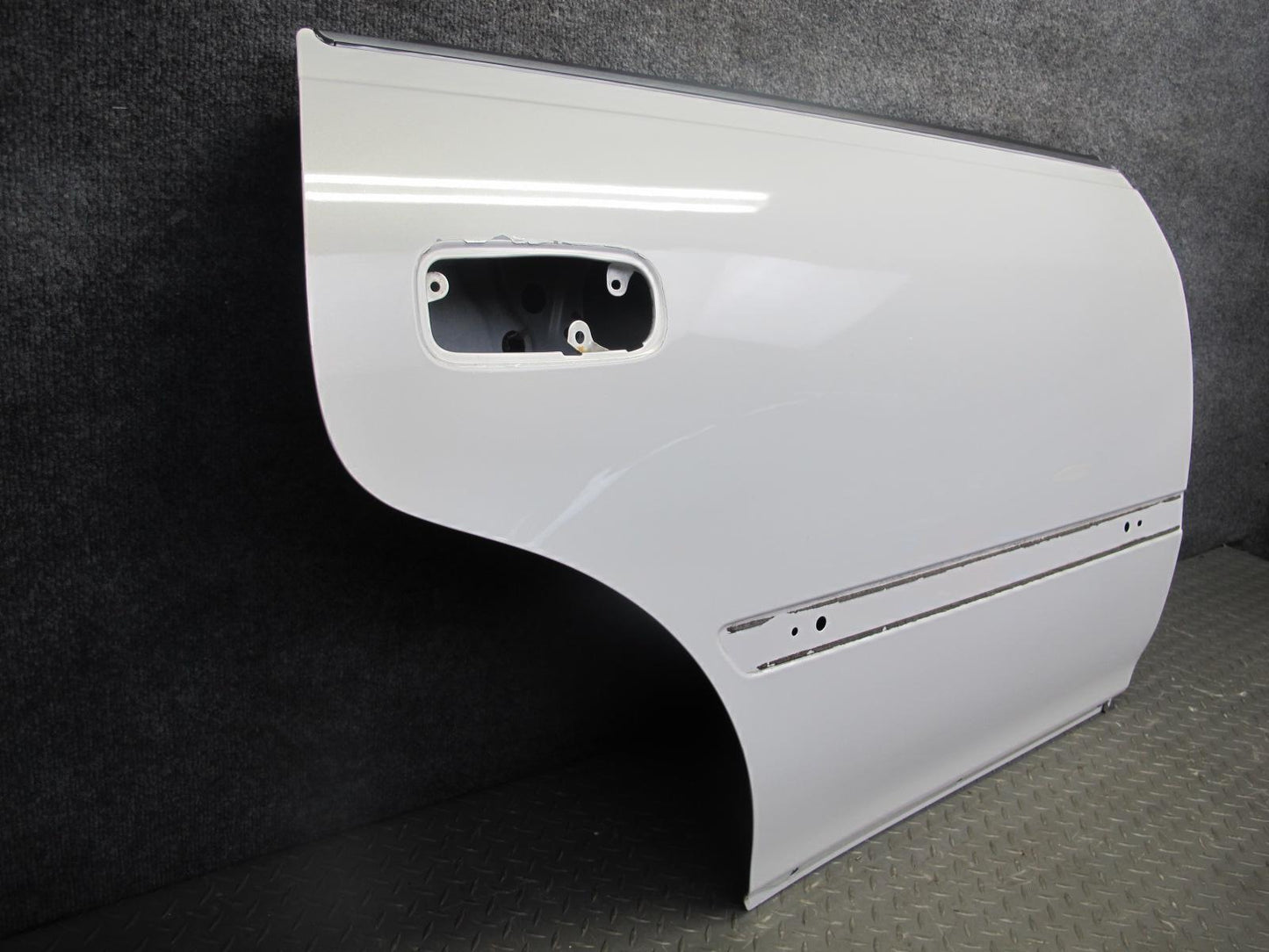 96-00 Toyota MARK2 JZX100 Tourer Rear Right Door Shell Panel White Pearl 37k OEM