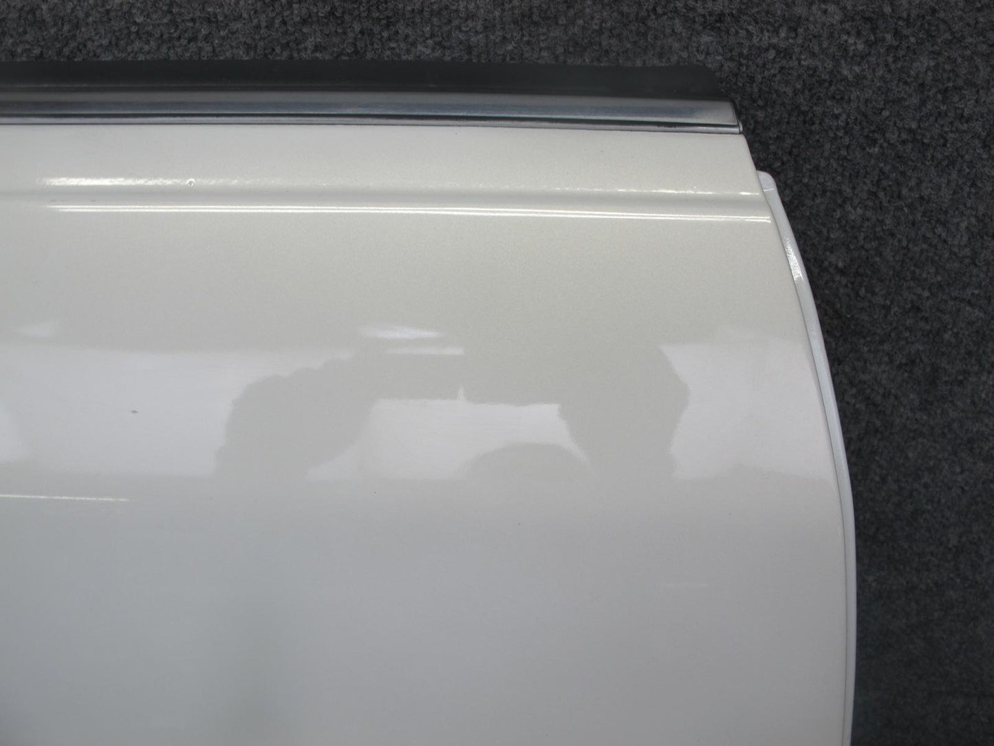 96-00 Toyota MARK2 JZX100 Tourer Rear Right Door Shell Panel White Pearl 37k OEM