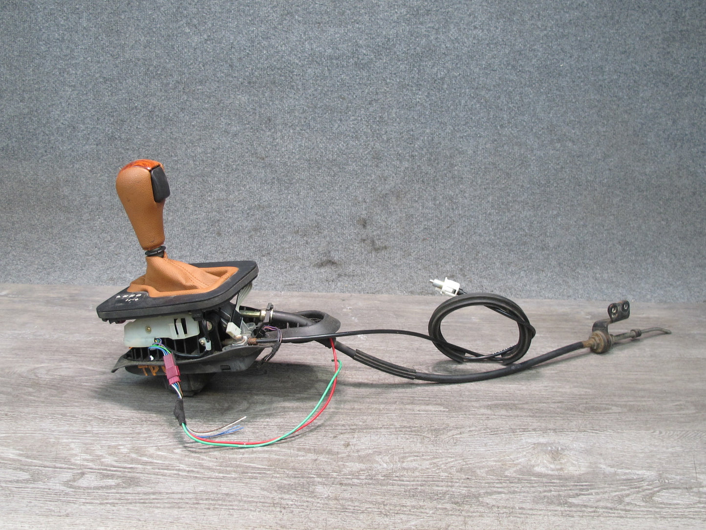 02-06 BMW E46 330ci A/T Automatic Transmission Gear Shifter w Cable & Knob OEM