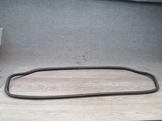 01-06 BMW E46 330ci Convertible Rear Trunk Lid Weatherstrip Rubber Seal OEM