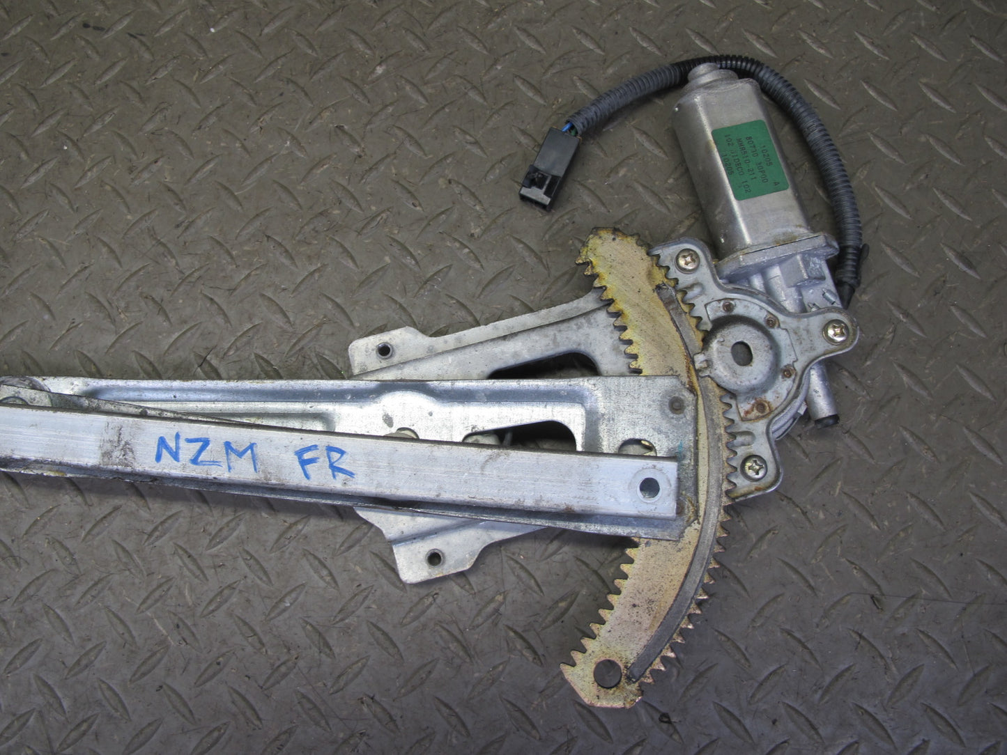 90-96 Nissan Z32 300ZX Coupe Right Passenger Door Window Regulator w Motor OEM