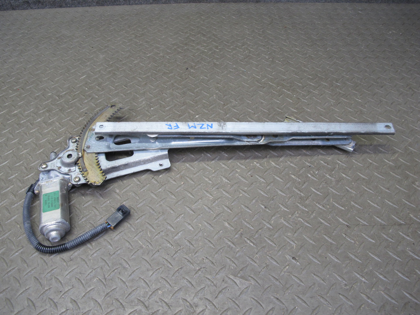 90-96 Nissan Z32 300ZX Coupe Right Passenger Door Window Regulator w Motor OEM