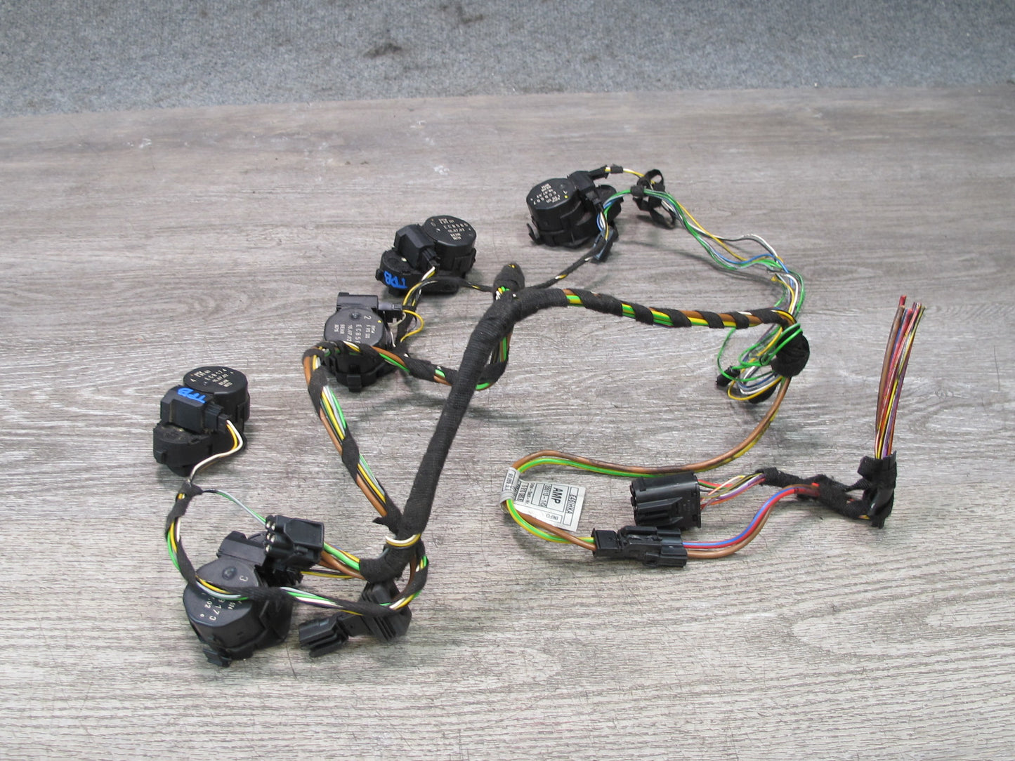 01-06 BMW E46 330ci A/C Heater Flap Door Actuator Motor Wiring Set OEM