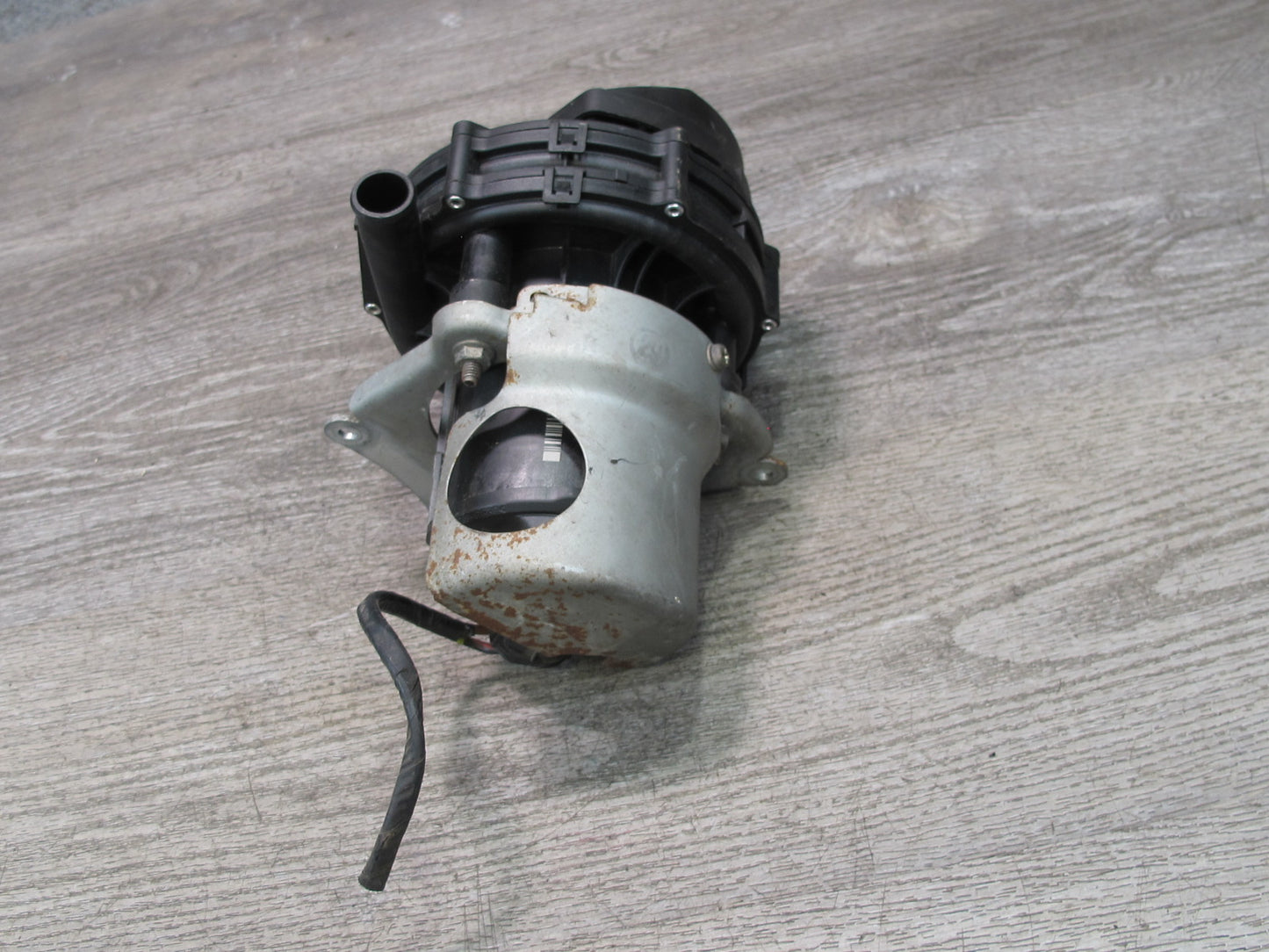 01-06 BMW E46 330ci Secondary Air Injection Smog Pump OEM