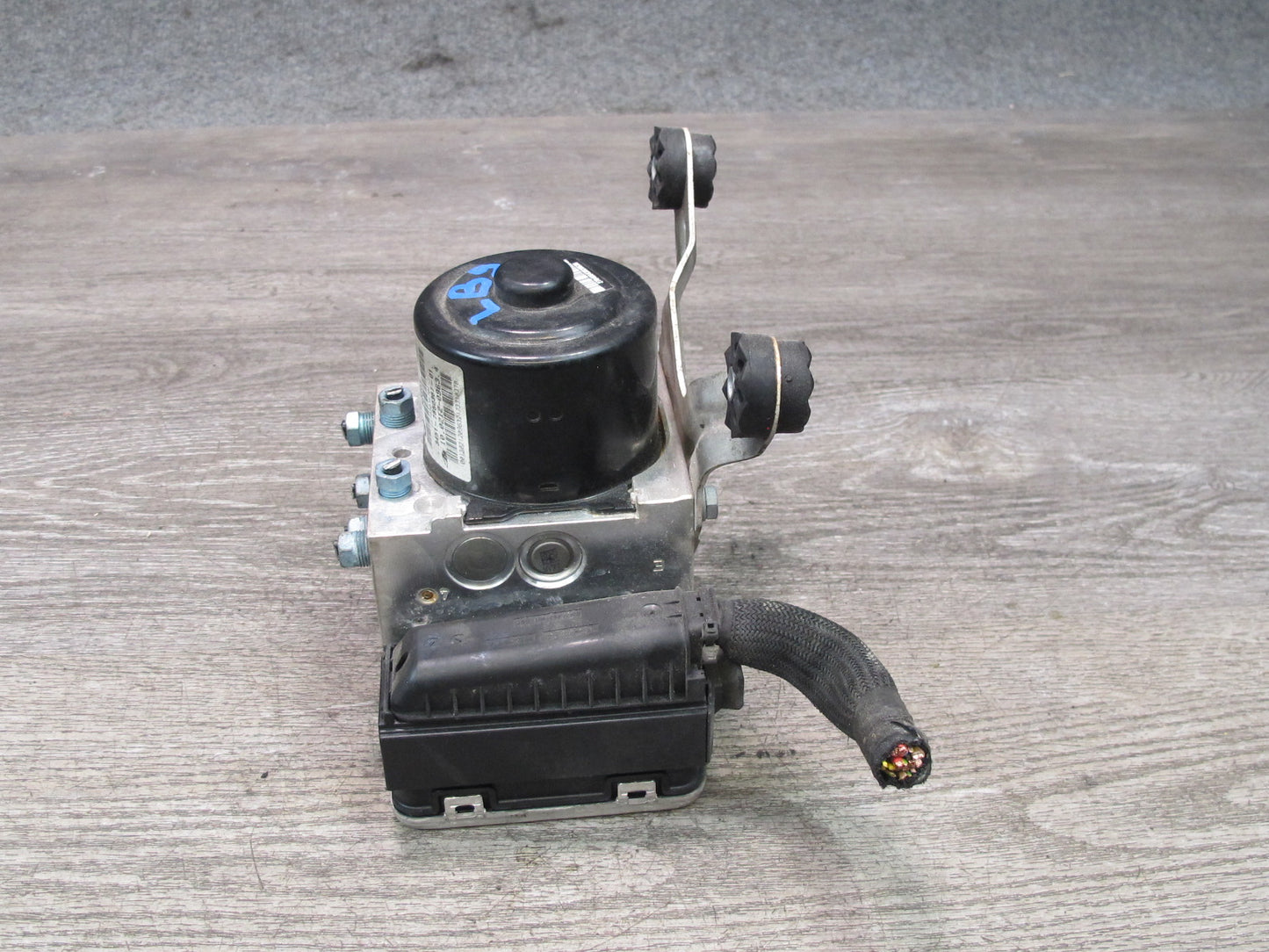 2012-2018 BMW F12 F13 M6 S63T ABS Pump Anti Lock Brake Pump Module DSC Unit