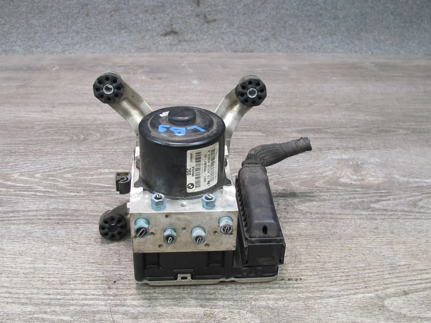 2012-2018 BMW F12 F13 M6 S63T ABS Pump Anti Lock Brake Pump Module DSC Unit