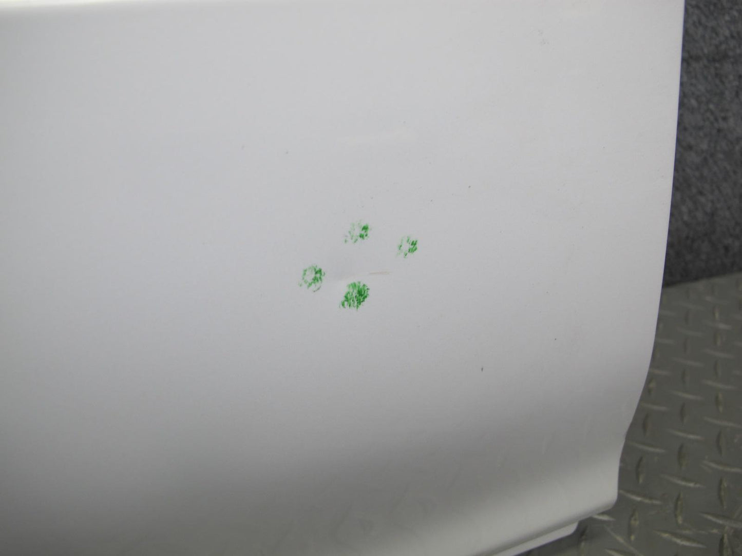 96-00 Toyota MARK2 JZX100 Tourer Front Left Door Shell Panel White Pearl 37k OEM