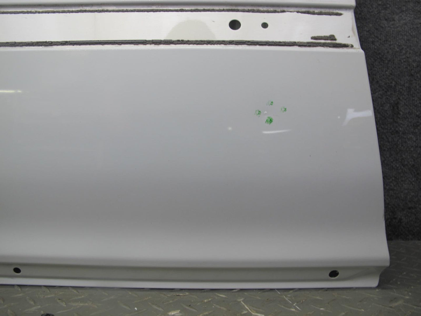 96-00 Toyota MARK2 JZX100 Tourer Front Left Door Shell Panel White Pearl 37k OEM