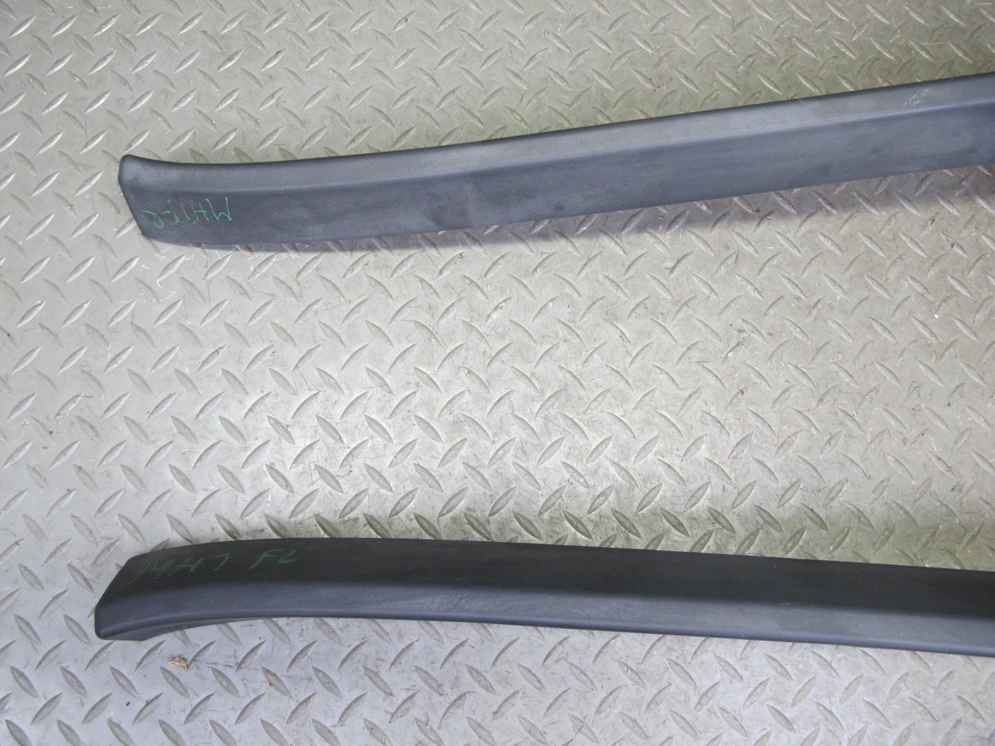 2003-2009 Hummer H2 Front Left & Right Side Fender Flare Wheel Arch Molding Set