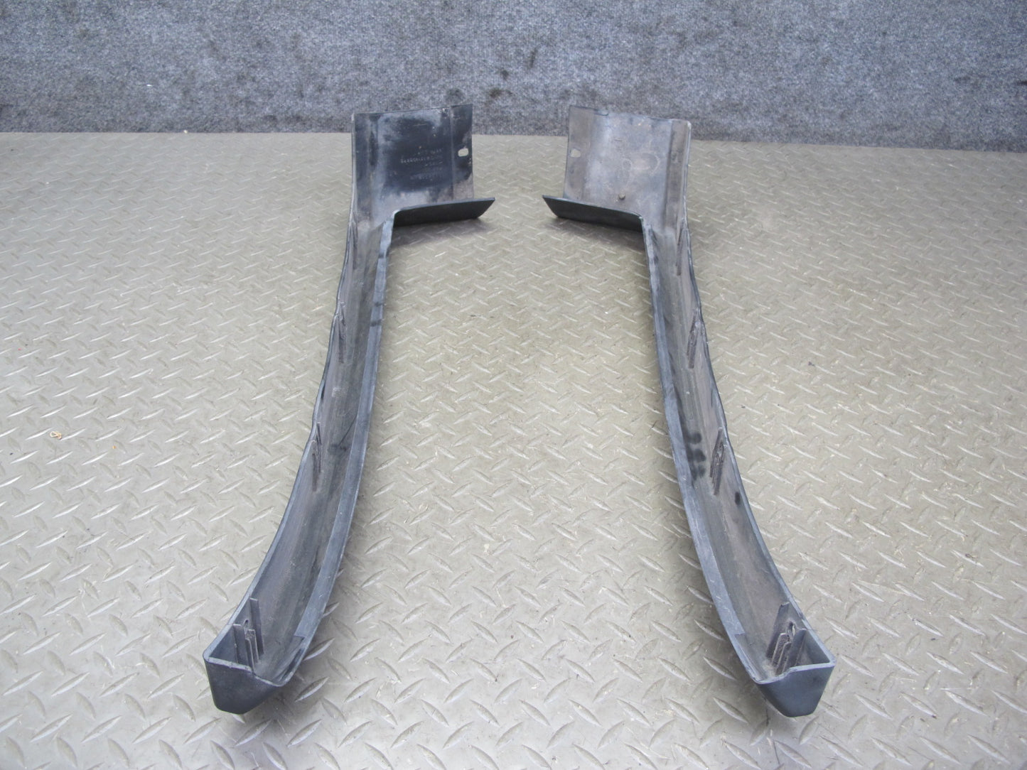 2003-2009 Hummer H2 Front Left & Right Side Fender Flare Wheel Arch Molding Set