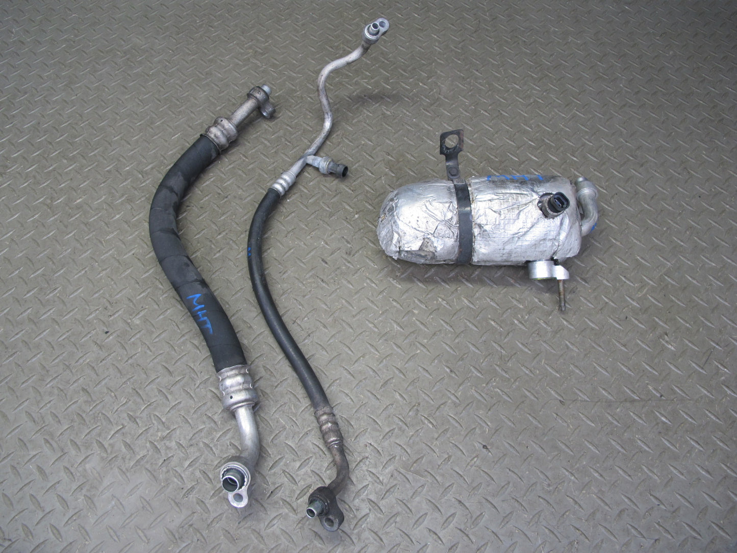 2003-2007 Hummer H2 A/C Air Condition Hose Pipe Line Dryer Set