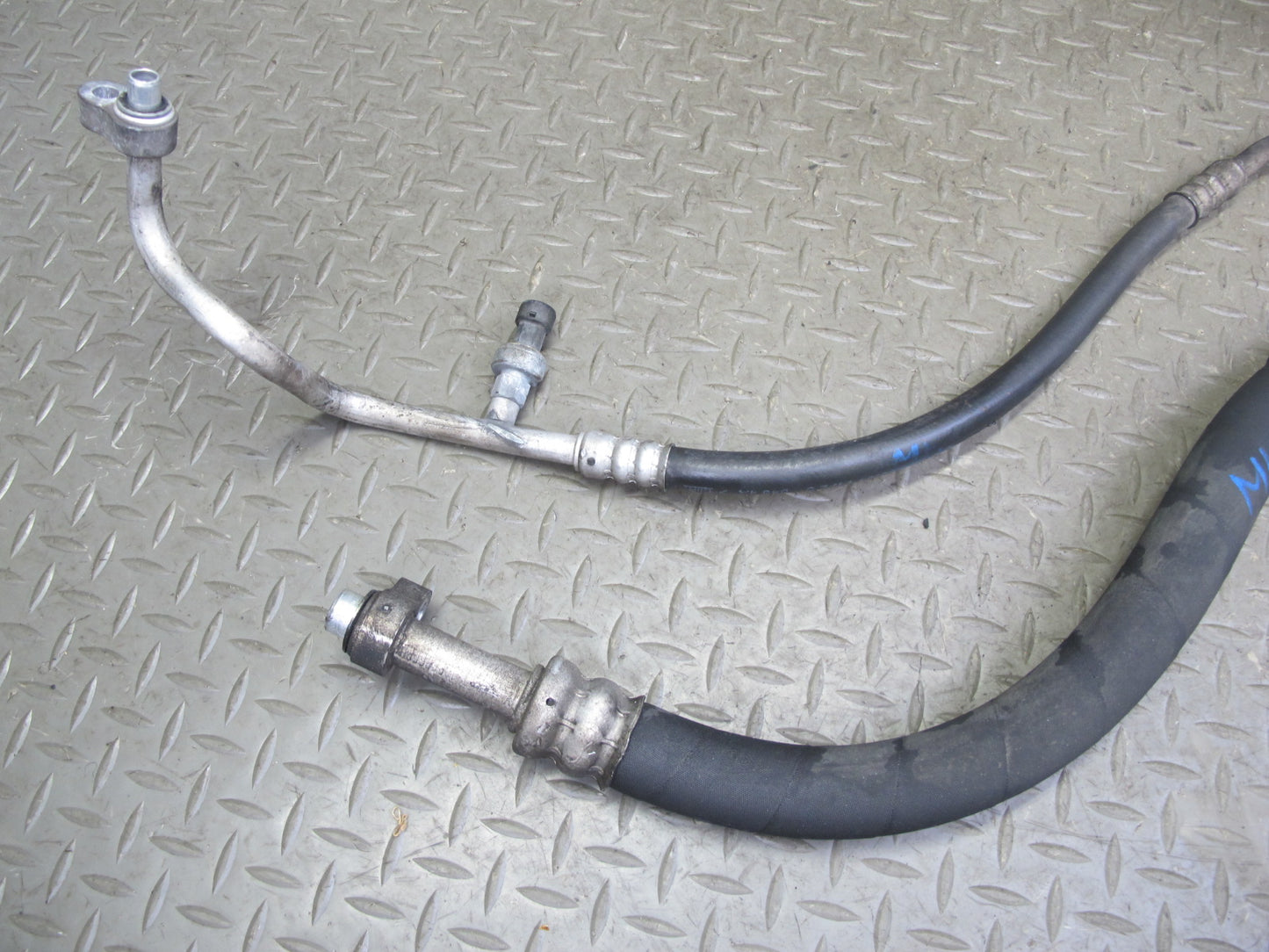 2003-2007 Hummer H2 A/C Air Condition Hose Pipe Line Dryer Set