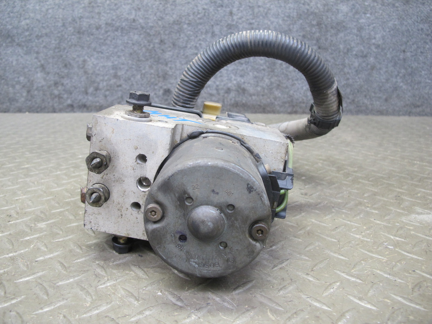 2003-2007 Hummer H2 ABS Anti Lock Brake Actuator Pump Motor Unit Module