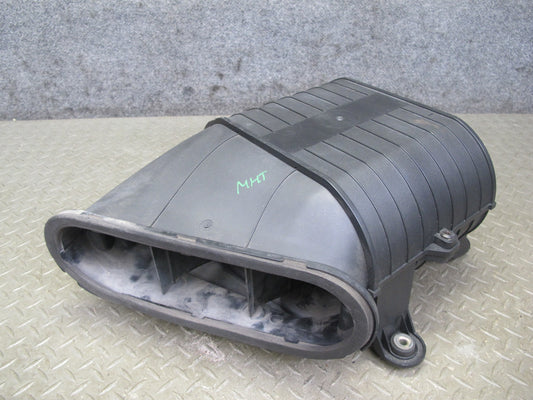 2003-2007 Hummer H2 6.0L Air Intake Cleaner Filter Box Housing