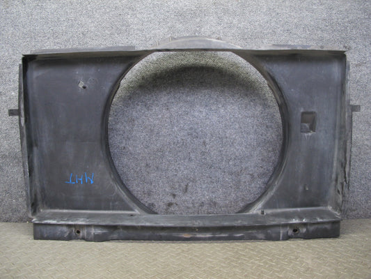 2003-2007 Hummer H2 6.0L Engine Motor Coolant Radiator Fan Shroud