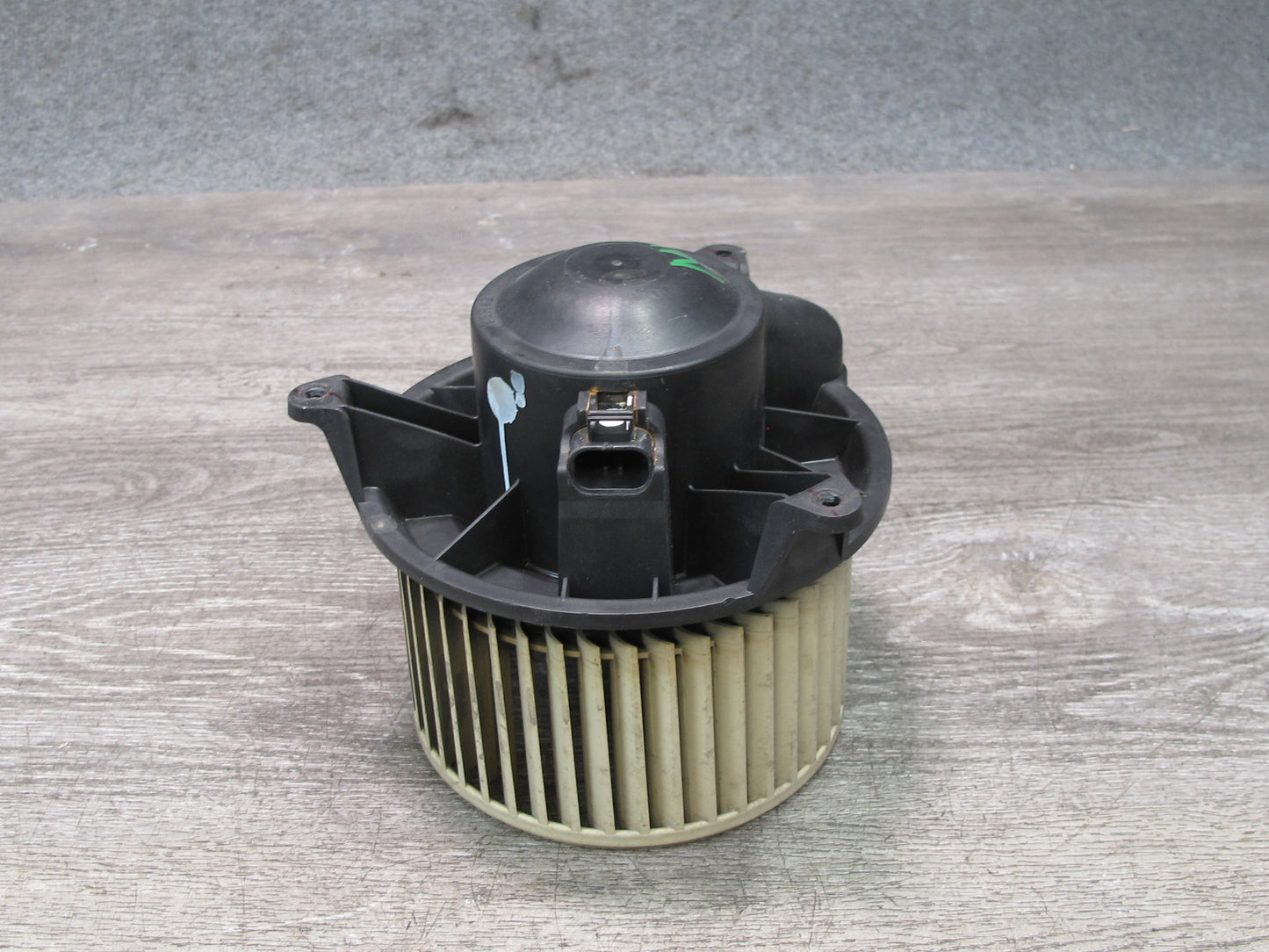 2003-2007 Hummer H2 A/C Heater Blower Motor Fan W/ Resistor