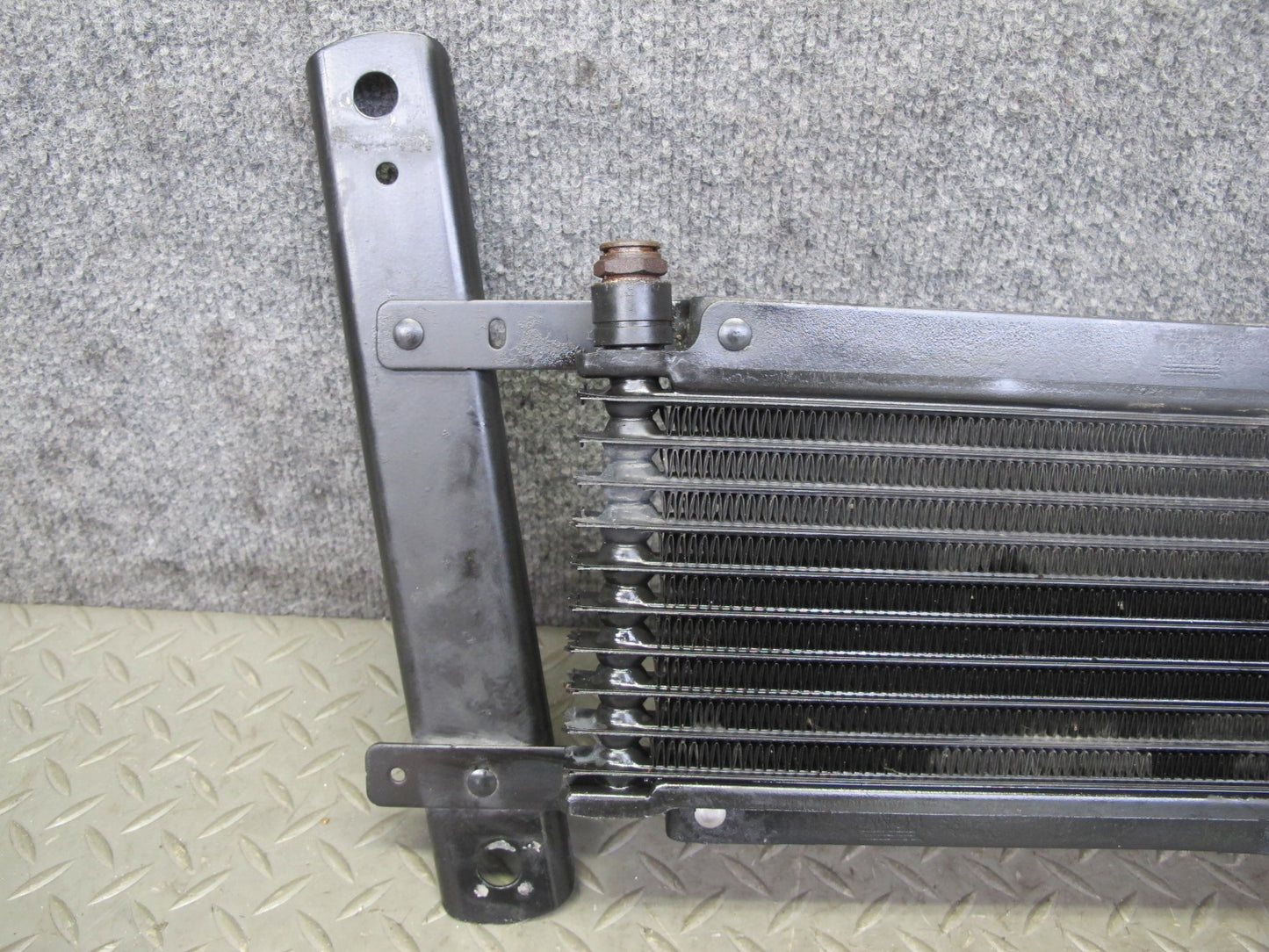 2003-2007 Hummer H2 6.0L Automatic Transmission Oil Fluid Cooler W/ Bracket