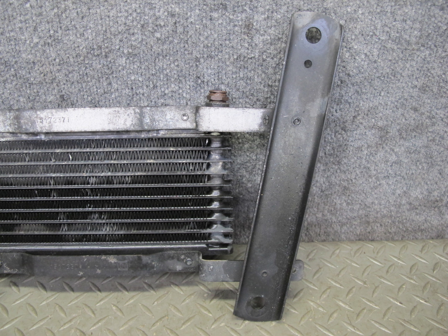 2003-2007 Hummer H2 6.0L Automatic Transmission Oil Fluid Cooler W/ Bracket