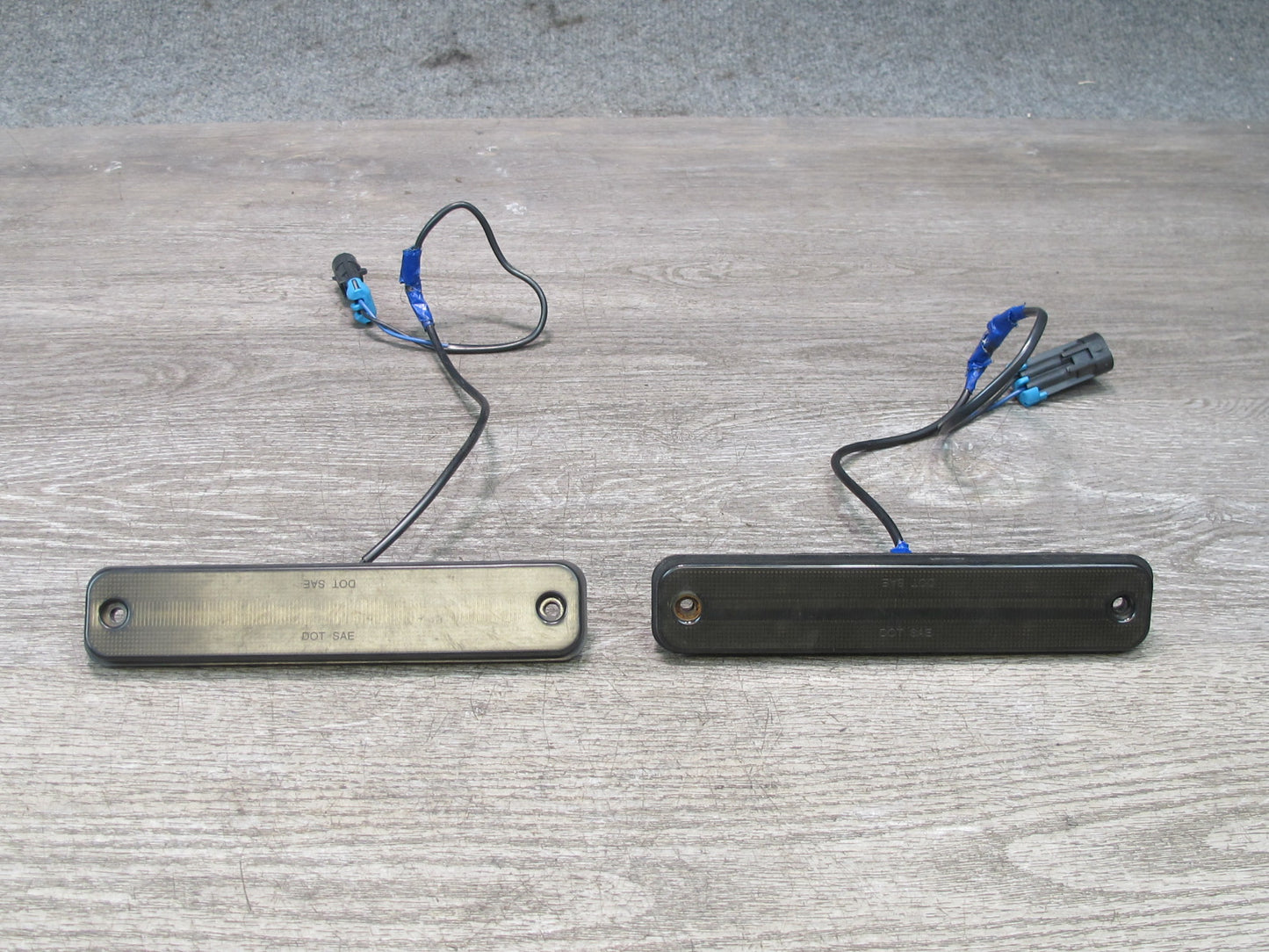 2003-2009 Hummer H2 Rear Left & Right Side Quarter Panel Marker Lamp Light Set