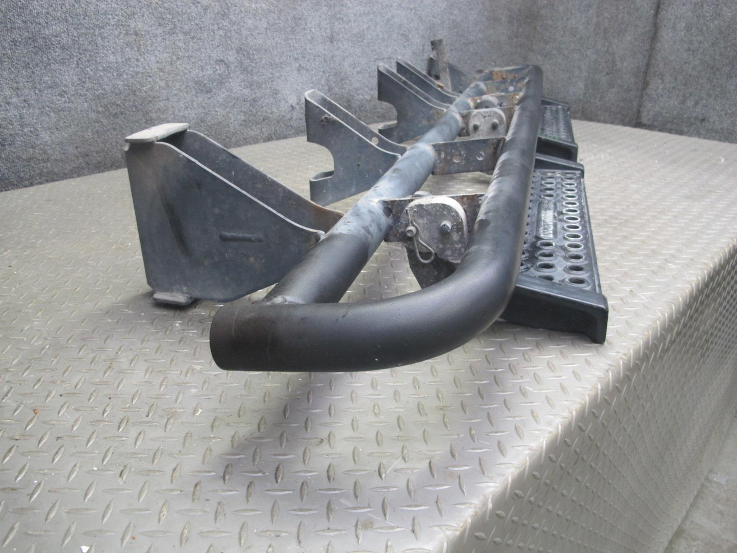 03-09 Hummer H2 Front Left & Right Side Running Board Rocker Guard Shield Set