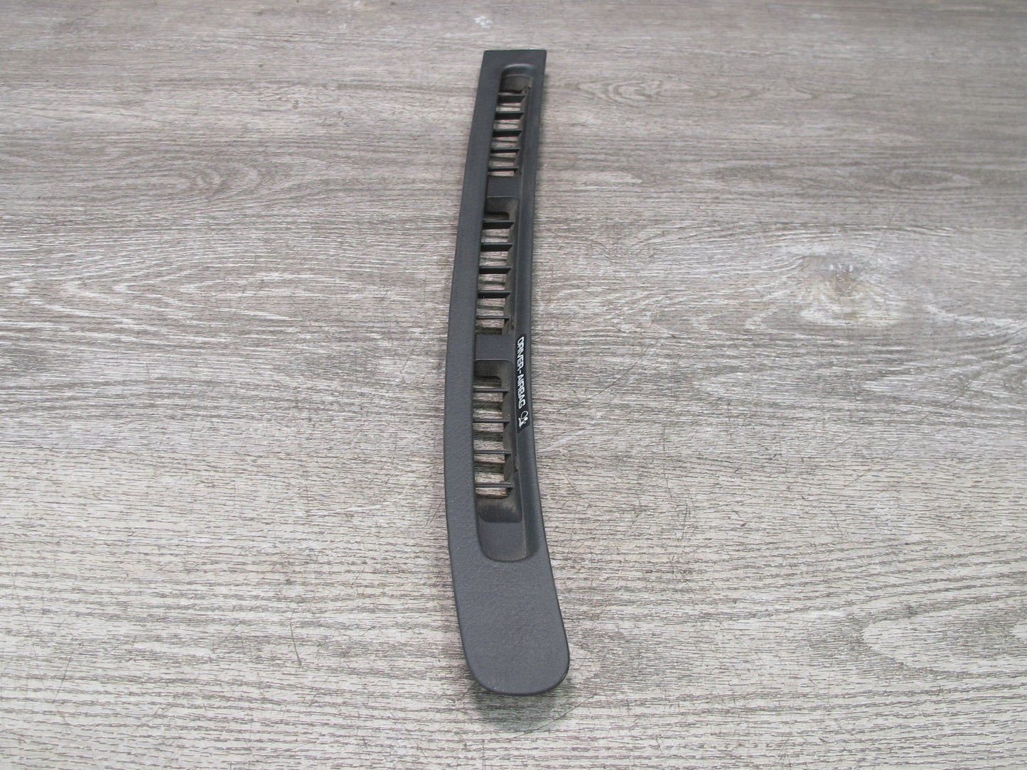90-95 Nissan Z32 300ZX Dash Front Windshield Defrost Air Vent Grille Set OEM