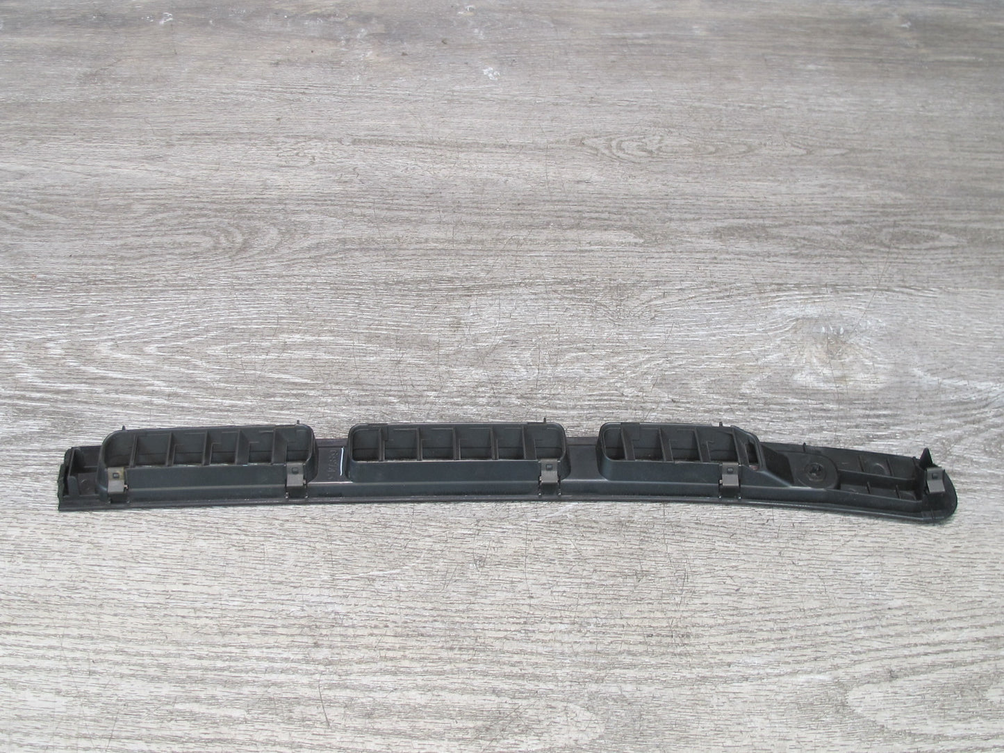 90-95 Nissan Z32 300ZX Dash Front Windshield Defrost Air Vent Grille Set OEM