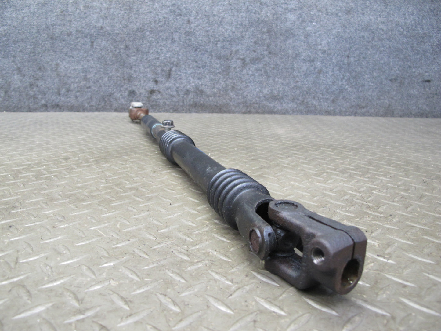 2003-2007 Hummer H2 Steering Column Intermediate U Joint Linkage Shaft