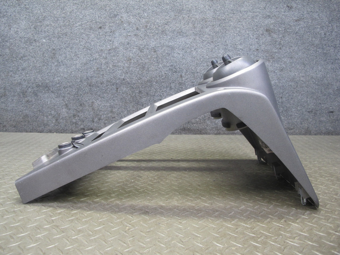 2003-2004 Hummer H2FRONT Dash Center Console Radio Panel Trim Bezel