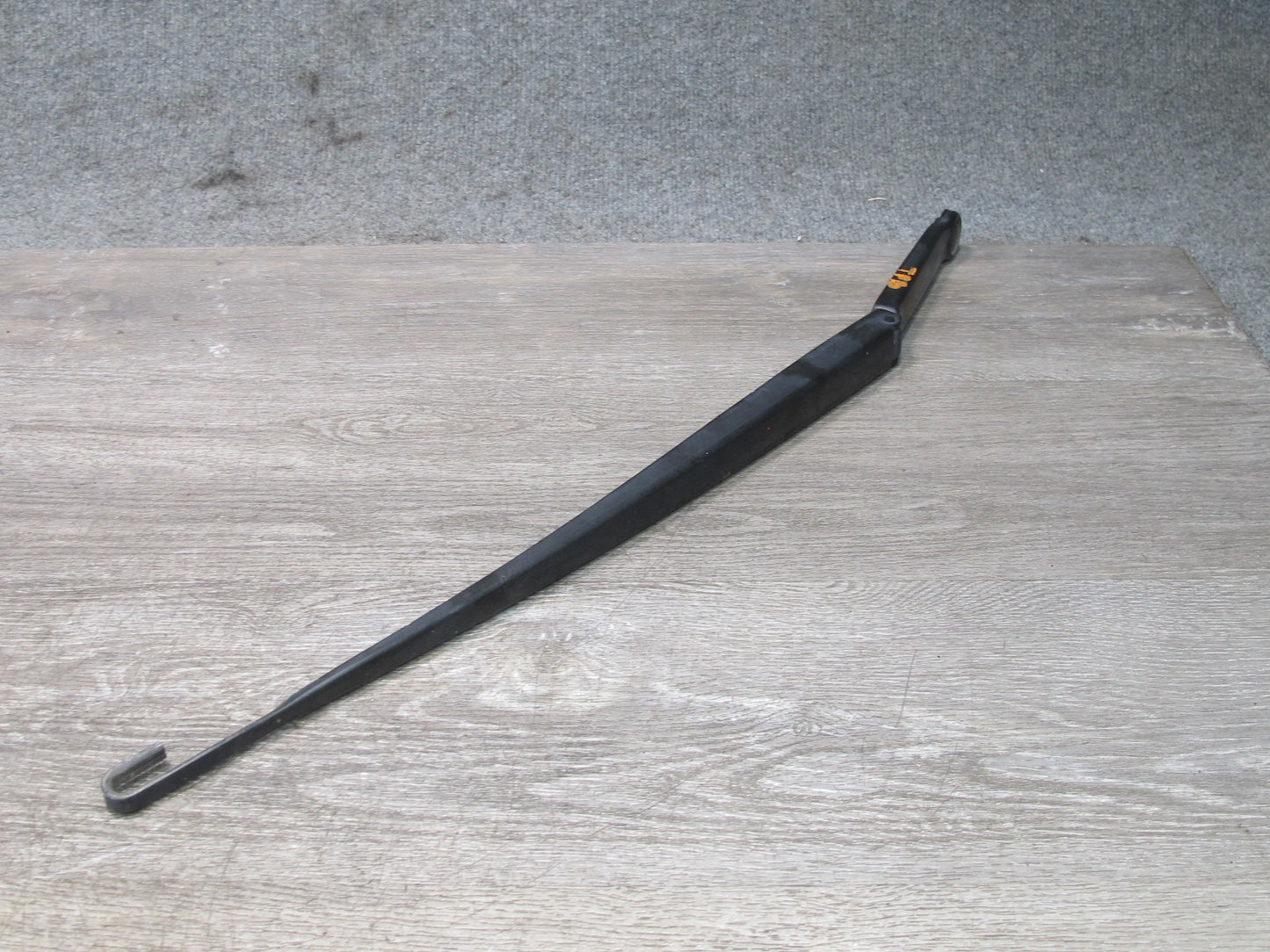 01-06 BMW E46 330ci Coupe Convertible Left & Right Windshield Wiper Arm Set OEM